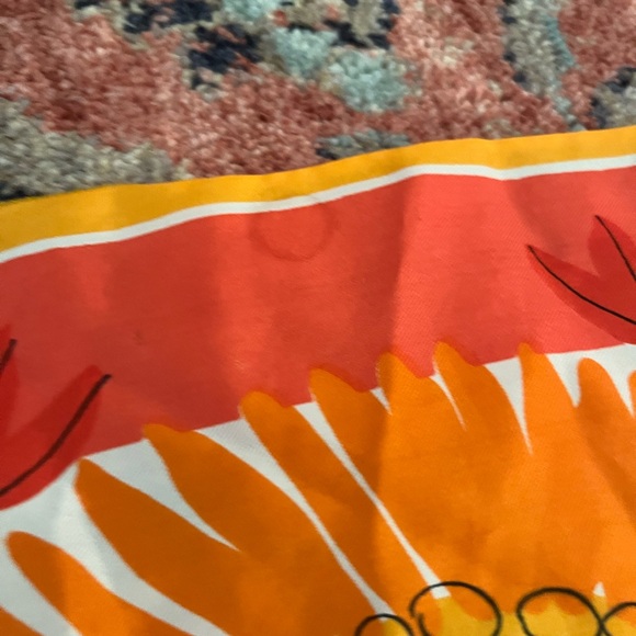 Vintage Vera Silk Blend Scarf - Picture 3 of 10